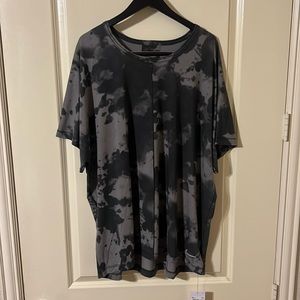 NWT - Nike Dri Fit Yoga  - Oversized T-shirt - Size 3XL